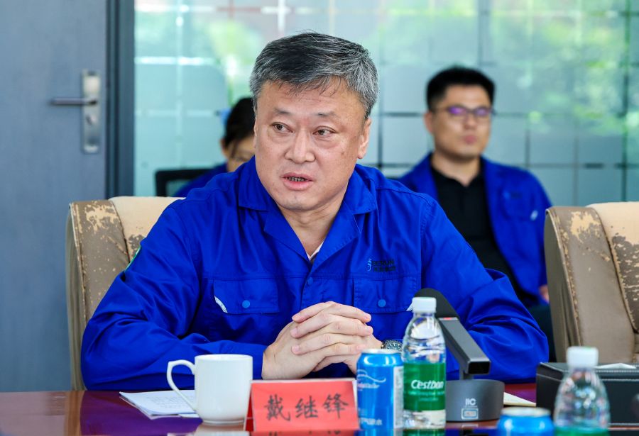 博源集團總裁戴繼鋒到博源銀根礦業公司調研